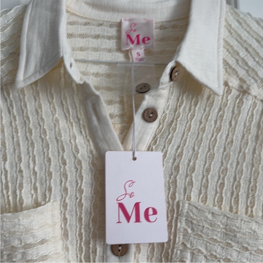 So Me Cream Textured Button-Up Romper small NWT - Picture 5 of 6